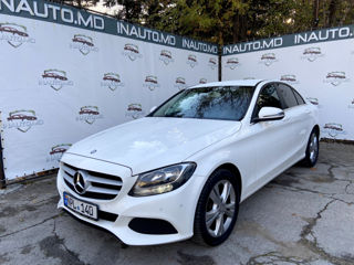 Mercedes C-Class foto 2