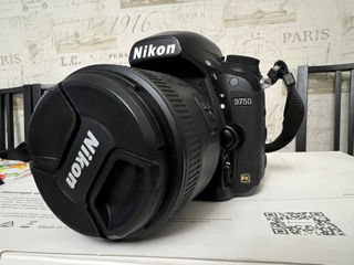Nikon D750 cu două obiective foto 1