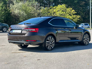 Skoda Superb foto 5