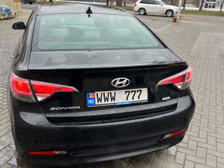 Hyundai Sonata foto 9