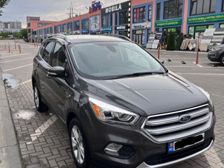 Ford Kuga foto 4