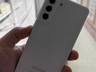 Samsung Galaxy S21 FE 6/128 foto 2