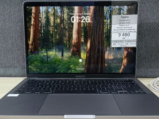 MacBook Pro  13-inch,2020 pretul 9490 lei