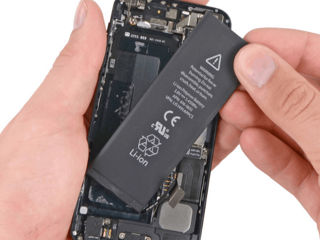 Înlocuim rapid și calitativ bateria la iPhone-ul dvs.!