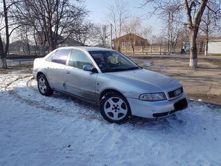 Audi A4 foto 4