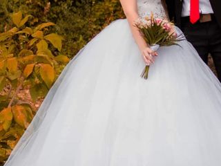 Свадебное платье 950 лей+ подарок foto 1