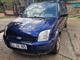 Ford Fusion foto 1