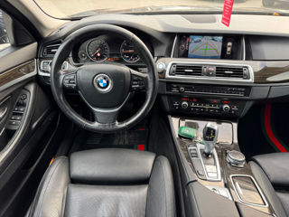 BMW 5 Series foto 11