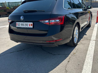 Skoda Superb foto 3