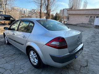 Renault Megane foto 4