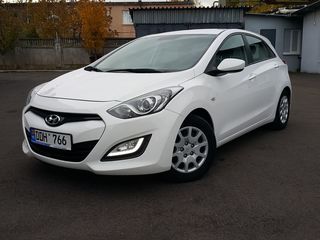 Hyundai i30 foto 1