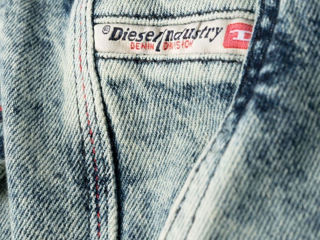 Новые оригинальные джинсы Diesel foto 7