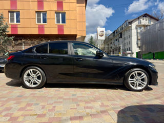 BMW 3 Series foto 4