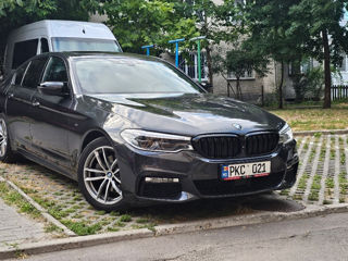 BMW 5 Series foto 1