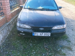 Ford Mondeo foto 7