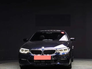 BMW 5 Series foto 3