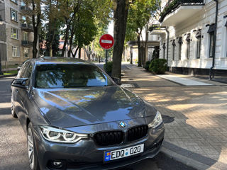 BMW 3 Series foto 2