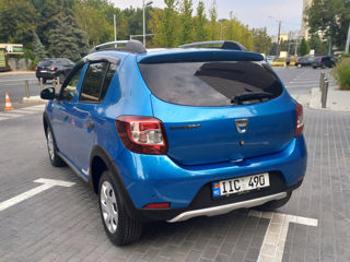 Dacia Sandero Stepway foto 2