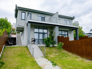 Spre vânzare casă în 2 nivele 130 mp + 3 ari, în Durlești!