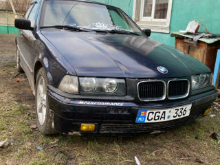 BMW 3 Series foto 2