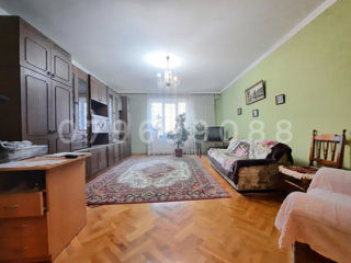 Apartament cu 2 camere, 98 m², Botanica, Chișinău foto 7