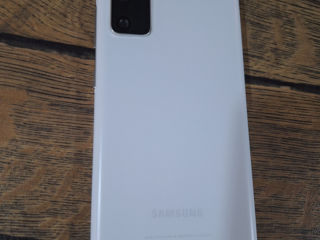 Samsung s20fe