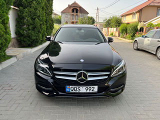 Mercedes C-Class foto 3