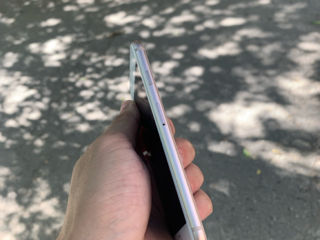 iPhone 8 64gb foto 3