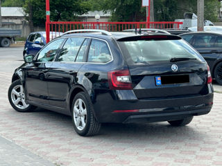 Skoda Octavia foto 3