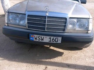 Mercedes Series (W124)