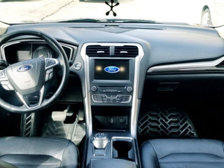 Ford Fusion foto 5