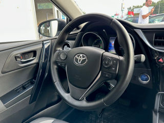 Toyota Auris foto 13