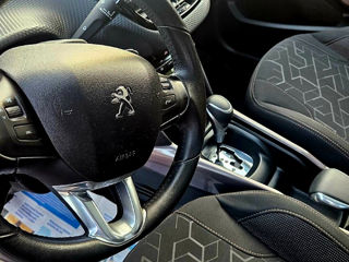 Peugeot 2008 foto 10