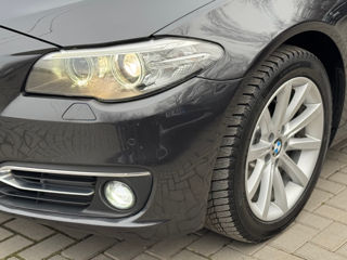 BMW 5 Series foto 7