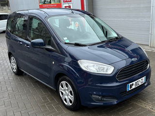 Ford Tourneo Courier foto 3