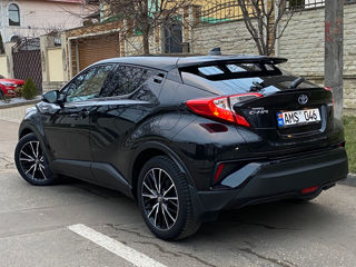 Toyota C-HR foto 3