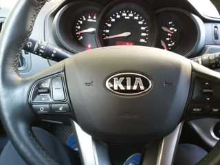 KIA Rio foto 5