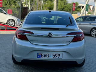 Opel Insignia фото 6