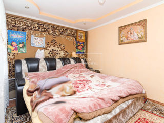 Vânzare apartament cu 4 odăi separate, casă la sol, în 2 nivele, încălzire autonomă, 105900 euro foto 10