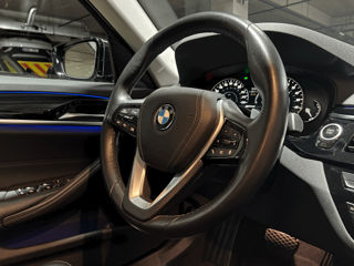 BMW 5 Series foto 17