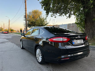 Ford Fusion foto 7