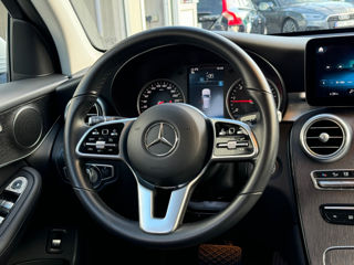 Mercedes GLC foto 8