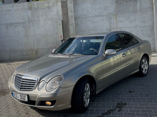 Mercedes E-Class foto 3