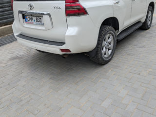 Toyota Land Cruiser Prado foto 4