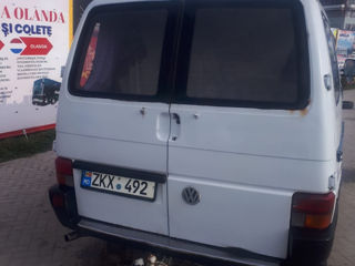 Volkswagen T4 foto 4