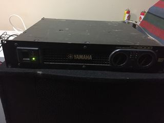 Yamaha Cp2000 foto 1