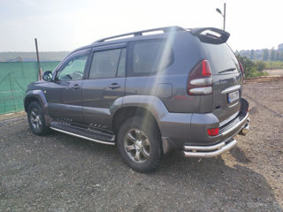 Toyota Land Cruiser Prado foto 3