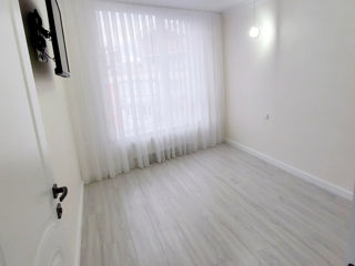 Apartament cu 2 camere, 80 m², Botanica, Chișinău foto 13