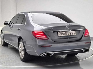 Mercedes E-Class foto 3