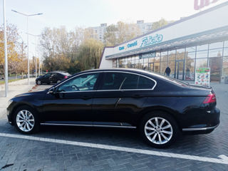 Volkswagen Passat foto 2